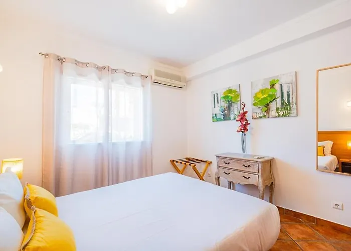 Cosy In Jardins Vale De Parra Apartment